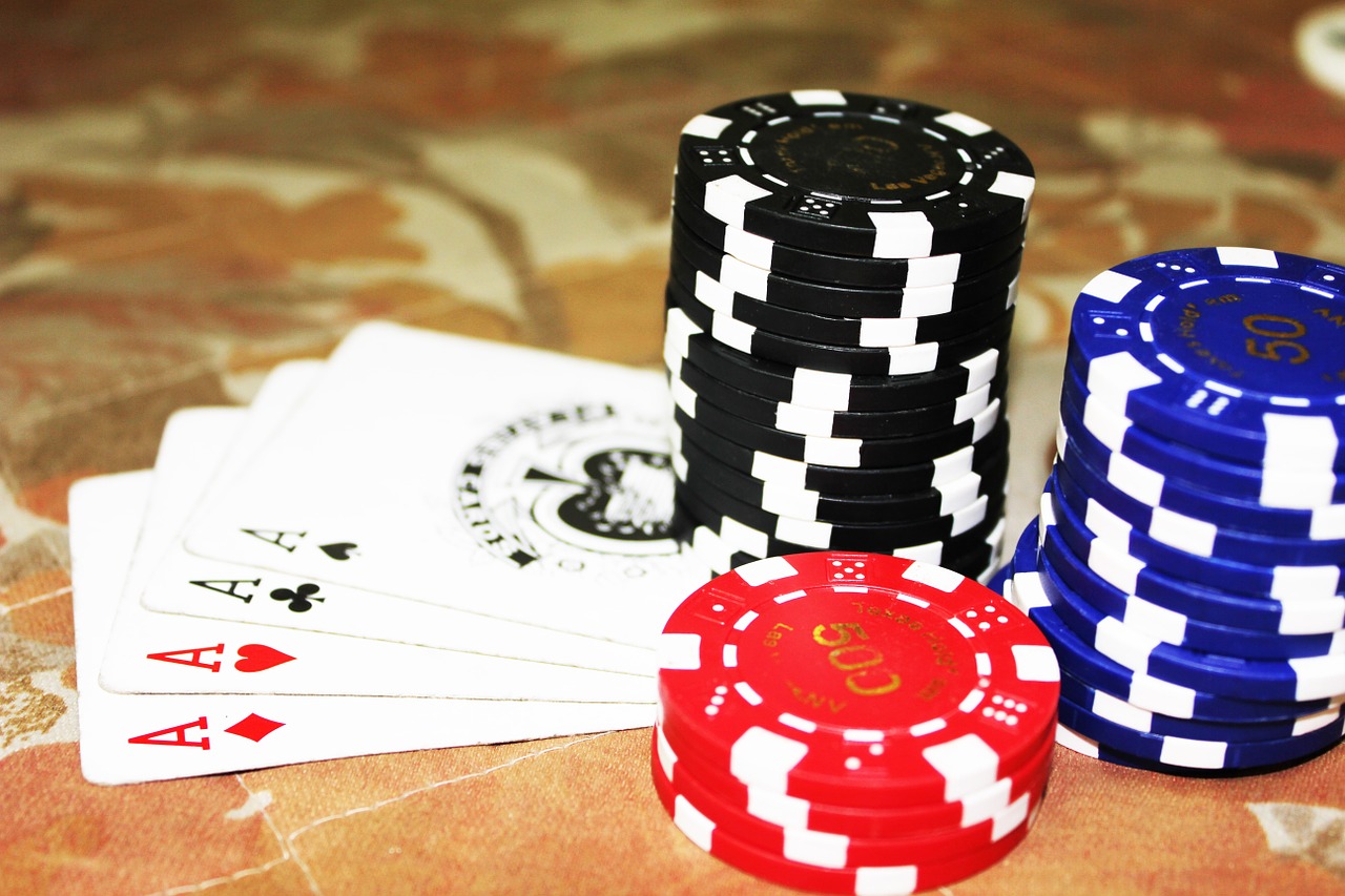 Why is online poker still so popular?